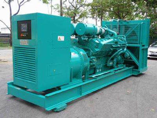 志丹如何选择适合 100KW 发电机的电缆长度？
