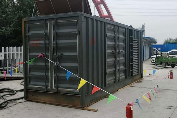 志丹发电机租赁空气滤清器多久更换一次？